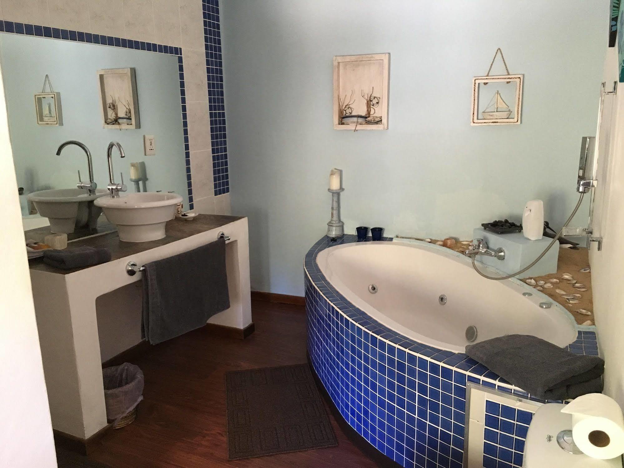 Ons Stee Bed And Breakfast Веллінґтон Екстер'єр фото